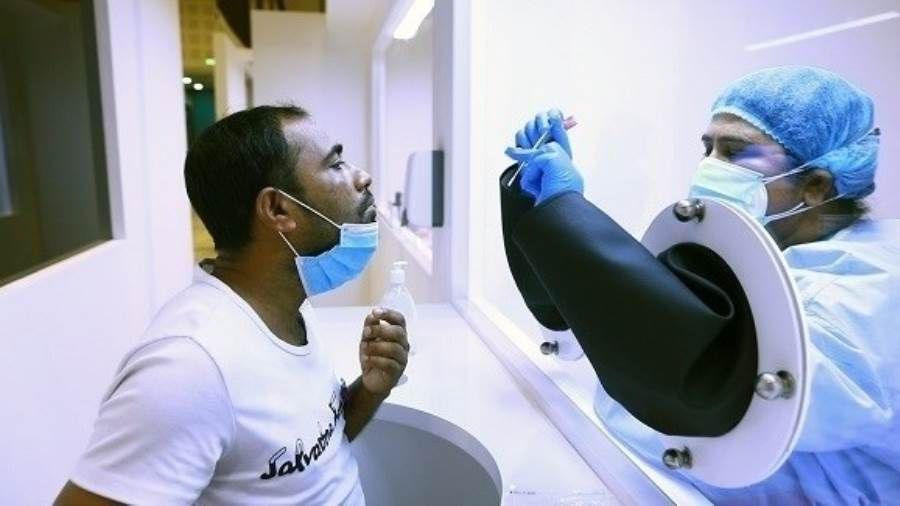 الامارات.. "صحة" تمدد ساعات العمل لمراكز تقييم كورونا المتميزة
