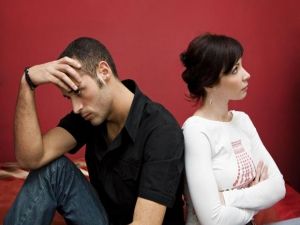 معلومات خطيرة وصادمة.. «8» أمور يفعلها معظم الرجال لزوجاتهم فتتحول حياتهم إلى جحيم .. أخطرها على الإطلاق رقم «4».. (تعرف عليها الأن وتجنبها قبل أن تقع في شباكها وأنت لا تعلم)