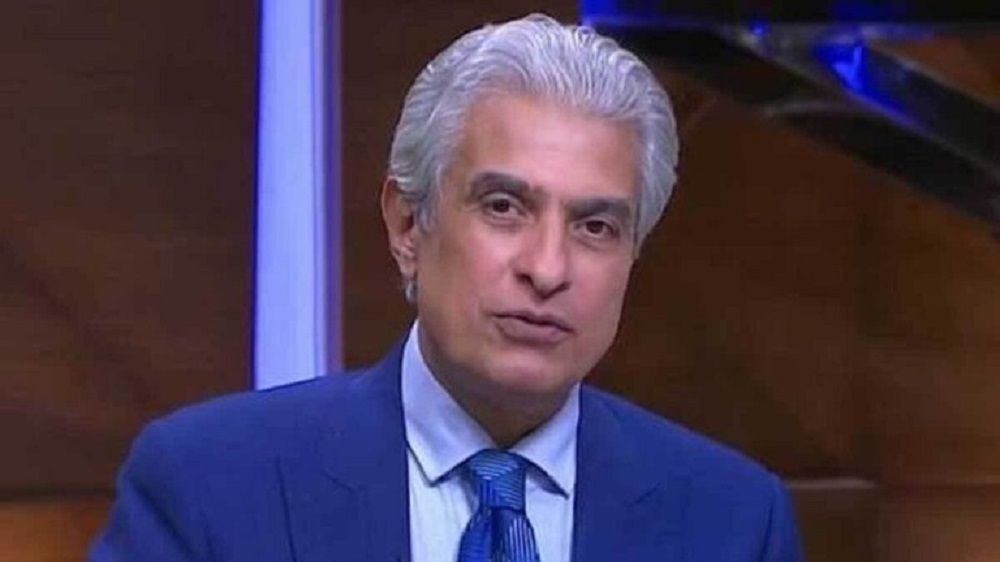 كارثة كبرى يحكيها حارس مقبرة وائل الإبراشي صدمت كل الوسط الفني و جعلت زوجته تسقط مغشيا عليها : هذا ماوجدت بجانب القبر (فيديو)