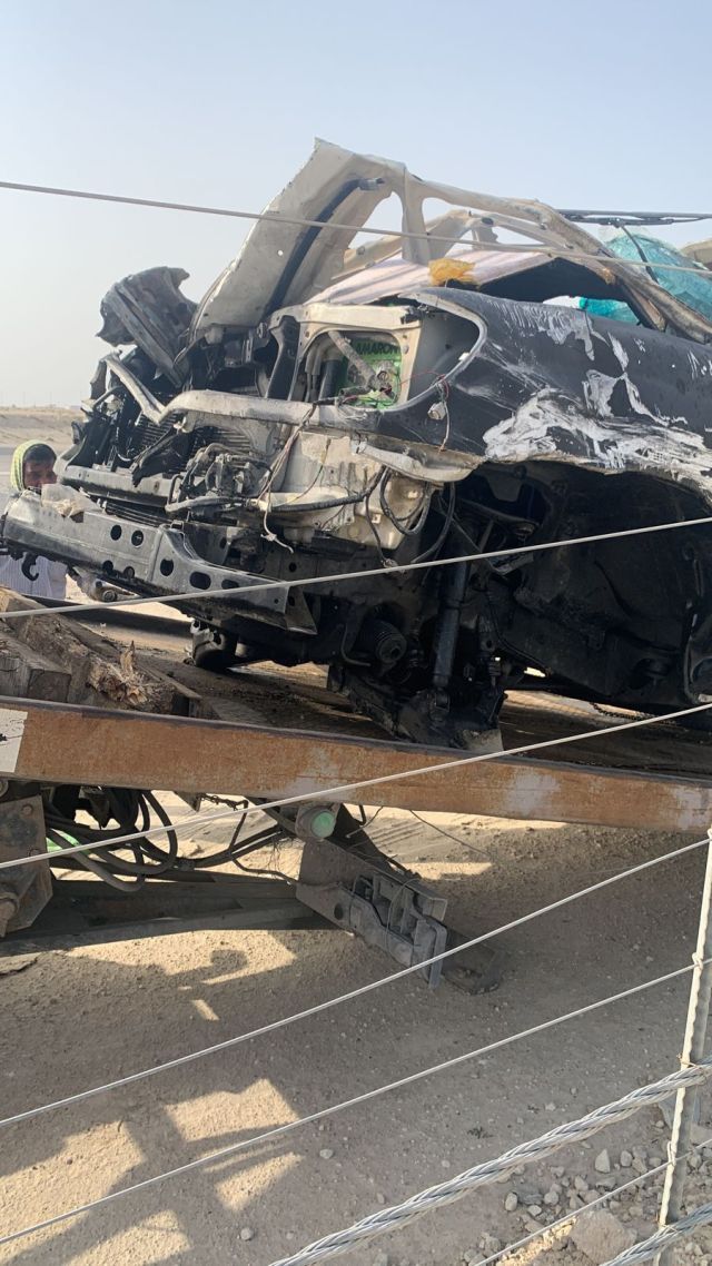 شاهد بالصور.. حادث مروع في تقاطع طريق الخفجي في السعودية مع المنفذ الحدودي