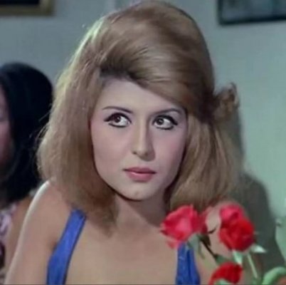 رغم زواجها من 12 رجلاً.. لن تتخيلوا من هو الفنان الذي تمنت النجمة الجميله سهير رمزي الزواج منه ولم تتحقق أمنيتها؟