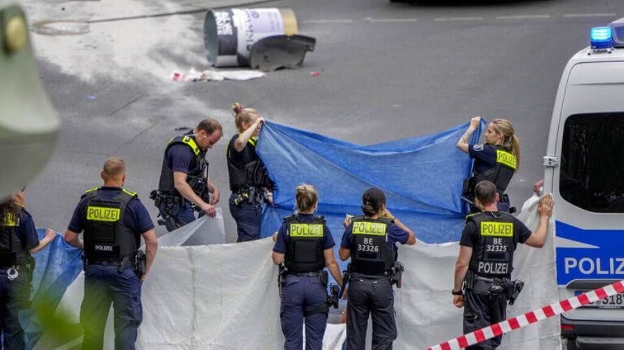 قتيل ونحو 30 مصابا حصيلة حادث الدهس ببرلين.. التفاصيل الكاملة