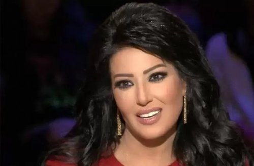 سألوا الفنانة سمية الخشّاب عن سبب طلاقها.. ففضحت ماكان يفعله أحمد سعد كل ليلة دون خجل ولم تعد تتحمل !!