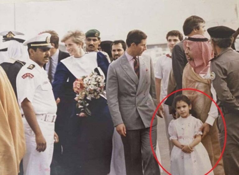 تعرف على الطفلة السعودية التي ظهرت في صورة متداولة بجانب الأميرة ديانا؟.. والكشف عن مناسبتها وموقع التقاطها