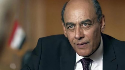 مالا عين رأت جمالها اسطوري / أحمد بدير يصدم الجمهور بصورة مع ابنته الذي تغلبت بجمالها على هيفاء وهبي.. شوف دلوقتي مدى حسنها!