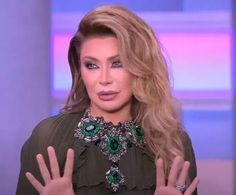 أولاد الفنانة المصرية نوال الزغبي يتركونها ويتخلون عنها ويغادرون البلاد نهائياً لهذا السبب.. وطليق الفنانة يعلق! ا