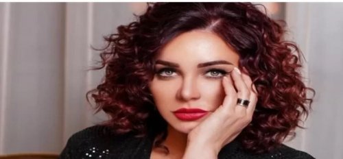 سلاف فواخرجي تستعيد جمالها وشبابها عقب الانفصال عن وائل رمضان.. لن تصدقوا كيف ظهرت وذاب الجميع من جمالها كأنها في سن المراهقة!!شوف دلوقتي الصورة