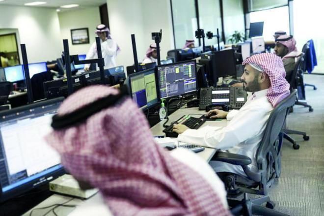 القرار سبب لهم صدمة.. تفاصيل فصل 98 موظفاً سعودياً بالإعلام الداخلي