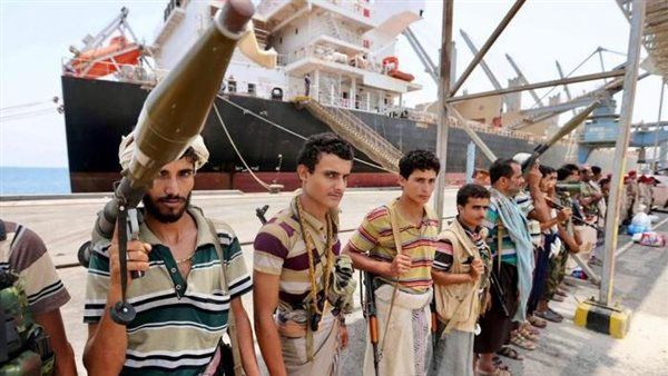 من بندر عباس للحديدة.. كشف مسار جديد لتهريب الأسلحة الإيرانية إلى الحوثي
