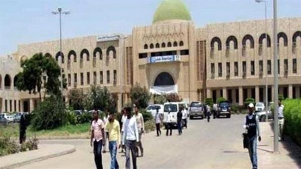 كلية الطب بعدن تقيم حفل تأبين للدكتور حسين الكاف
