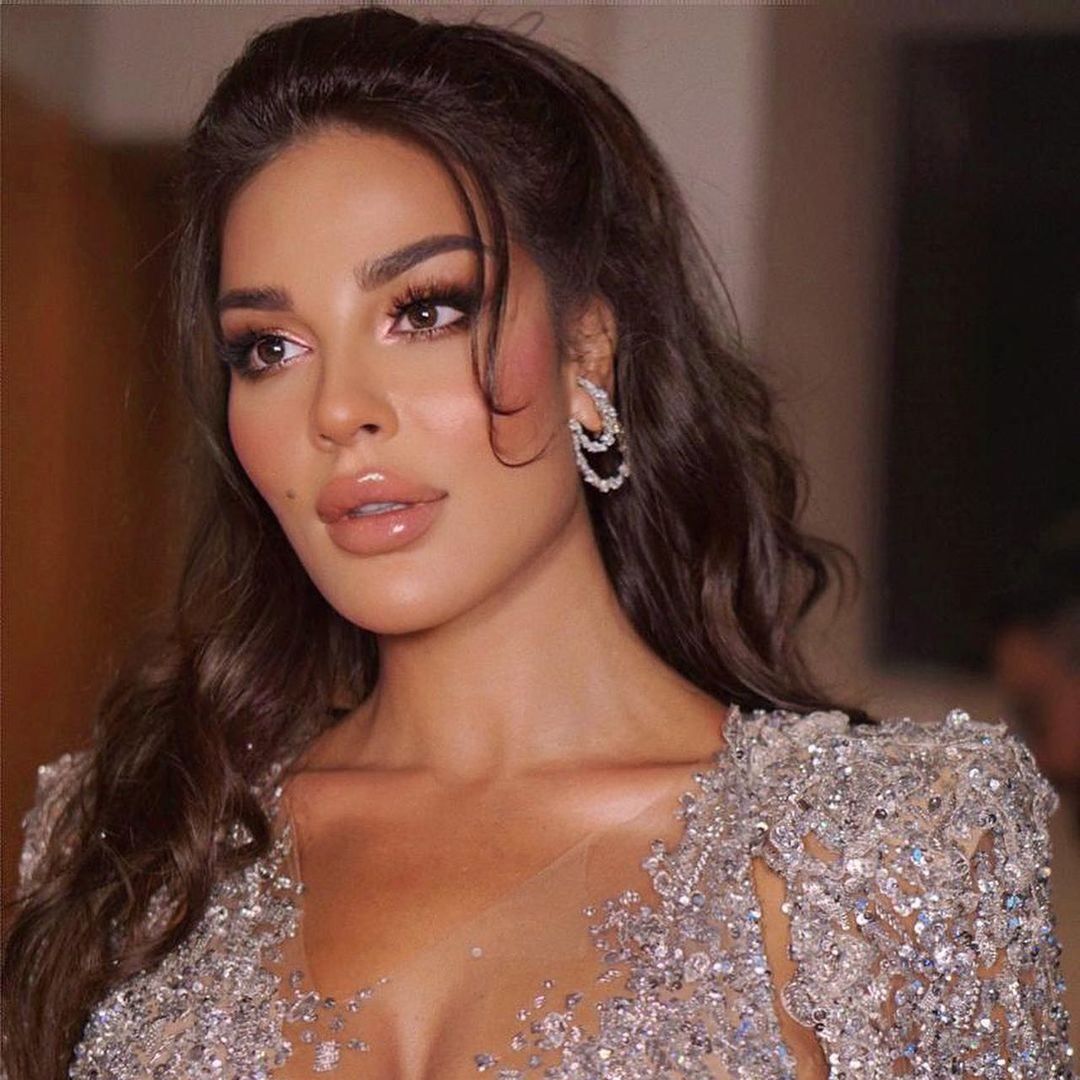 نادين نجيم تحتفل بانطلاق "صالون زهرة 2".. بخور ورقص وشيشة
