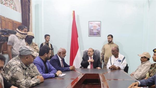 رئيس مجلس النواب يحيي أدوار القوات المشتركة في معركة الخلاص من الميليشيات الحوثية