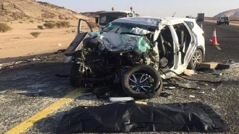السعودية : وفاة عائلة كاملة في حادث مروع أثناء عودتهم من الرياض إلى جازان