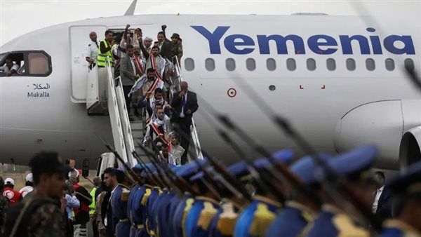 الأسرى والمختطفون.. تجارة حوثية تدعم "اقتصاد الخراب"