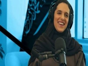 اتفرج.. كيف رحبت الأميرة هيفاء محمد آل سعود النجم البرازيلي نيمار في قصرها الملكي؟