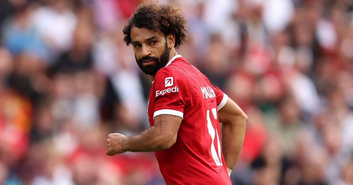 رد فعل أنمار الحائلي بعدما سأله مشجع عن محمد صلاح (فيديو)