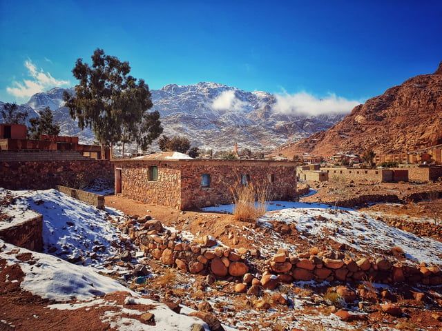 سانت كاترين..أنشودة للروحانيات وأيقونة للتعايش بين الأديان (صور)