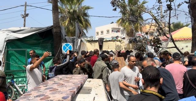 بعد استهدافه المتكرر.. تحذير من خروج مستشفى الأقصى في غزة عن الخدمة