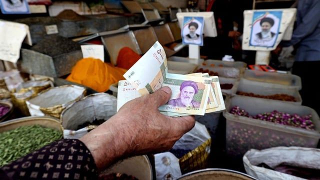 خبراء: العقوبات الغربية والإنفاق على الميليشيات شلّا اقتصاد إيران