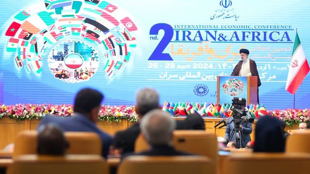 الرئيس الإيراني: الأسلحة النووية "تخالف عقيدتنا"