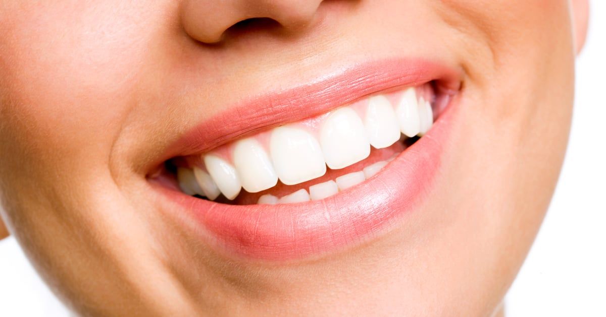 5 أعشاب طبيعية تساعد على تبييض أسنانك