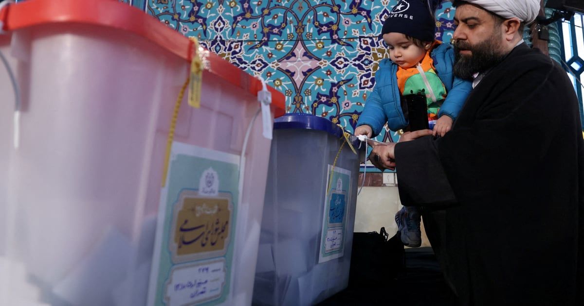 "إخفاق" متشددي إيران في التوافق على مرشح رئاسي