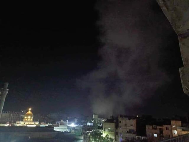 دمرت موقعاً لحزب الله.. مقتل شخصين بغارة إسرائيلية على ريف دمشق