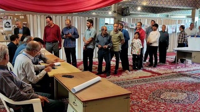 إيران.. لجنة الانتخابات تنفي تقدم بزشكيان في تصويت الخارج