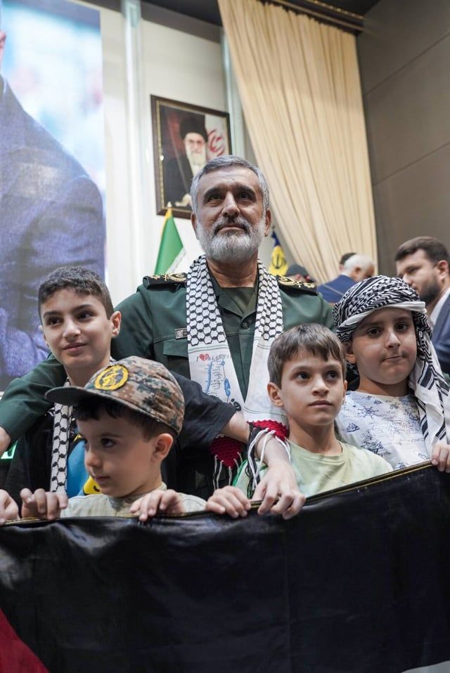 قائد بالحرس الثوري الإيراني: لدينا القوة لمواجهة إسرائيل "لكن أيدينا مقيدة"