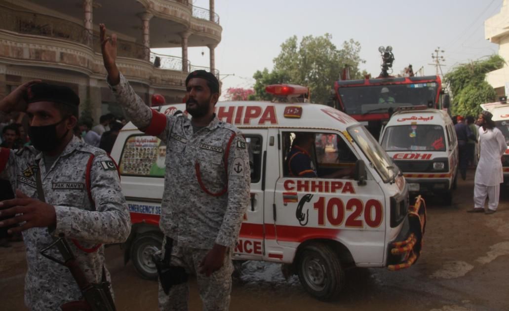 باكستان.. مقتل 34 شخصاً على الأقل في حادثي سير