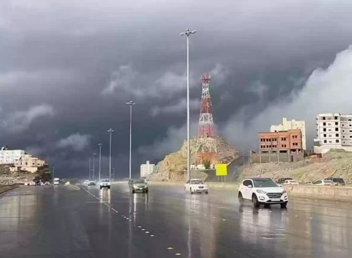 "الحصيني يكشف | حالة طقس المناطق السعودية وسط العطلة الأسبوعية بدءًا من اليوم وتحذيرات"