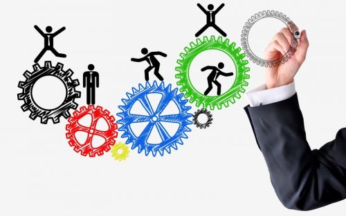 ضربة غير متوقعة من الموارد البشرية السعودية اطاحة بعض الموظفين ومنعهم من العودة نهائياً