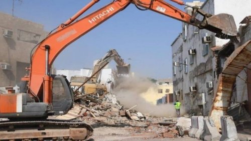 صدمة كبيرة للسكان في السعودية .. عودة هدم الأحياء العشوائية في مكة المكرمة وهذه الاحياء تشملها المرحلة القادمة