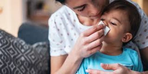فيروس تنفسي يهدد الأطفال .. تعرف على أعراض الفيروس التنفسي المخلوي بين الأطفال والرضع وموعد إنتشار العدوى