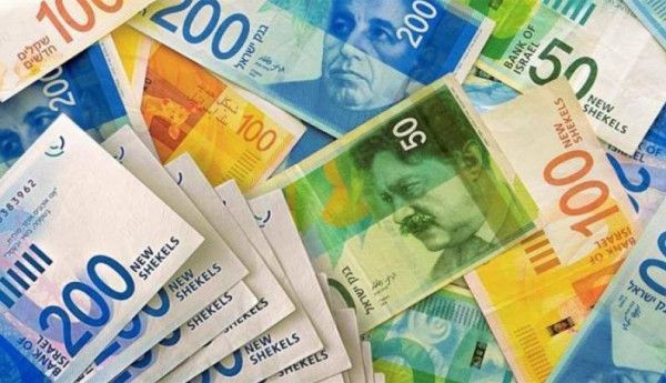 انخفاض للدولار مقابل الشيكل.. أسعار العملات السبت - موقع الخليج الان