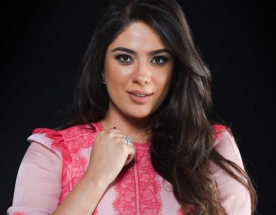 “هالبلد ما بيستاهل بس نحارب كرماله”… نادين ويلسون نجيم في رسالة مؤثرة للبنانيين (فيديو)