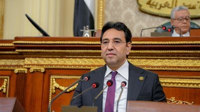 النائب أيمن محسب يوافق على مشروع الموازنة العامة للعام المالي 2025/2026.. ويدعو لتوحيد مواعيد الموازنة العامة والقطاع الخاص - الخليج الان