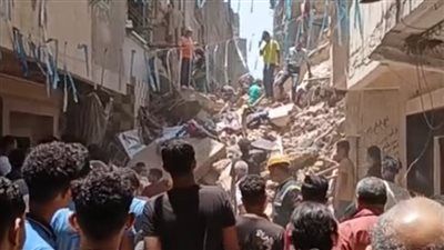 إخلاء عقار مجاور لموقع انهيار منزلين بحدائق القبة.. واستمرار عمليات البحث عن ناجين - الخليج الان