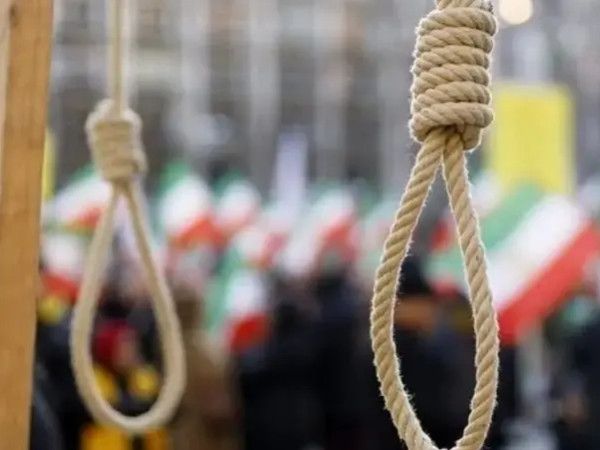 السلطات القضائية الإيرانية تنفذ حكم الإعدام بحق ثلاثة أشخاص أدينوا بتهمة التجسس لصالح الموساد - الخليج الان