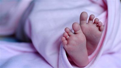 وفاة سيدة داخل مستشفى ببني سويف بسبب حقنة خاطئة بعد الولادة.. « الممرضة لا تحمل شهادة والمستشفى بدون ترخيص» - الخليج الان