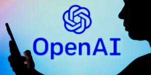 OpenAI تخطط لرفع أسعار ChatGPT وتبحث عن استثمارات جديدة لمواجهة الخسائر - الخليج الان