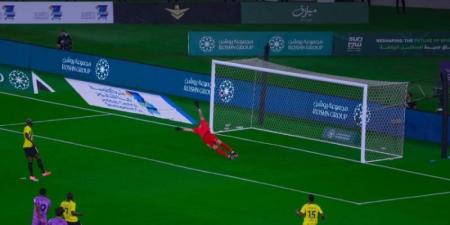 دوري روشن: الاتحاد يتغلب على الخلود (4-3) - الخليج الان