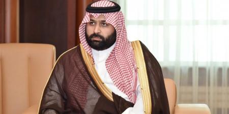 02:43 نائب أمير جازان يتسلم التقرير السنوي لأداء الخطوط السعودية بالمنطقة لعام 2024 - الخليج الان