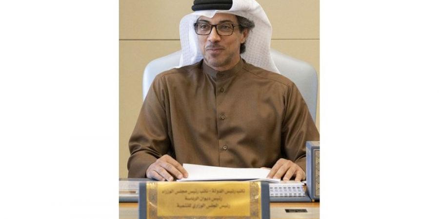 منصور بن زايد: سيظل التعليم طريقنا لتحقيق طموحاتنا - الخليج الان