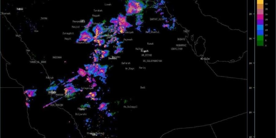 الأرصاد يحذر من أمطار غزيرة على عدة مناطق بالمملكة - الخليج الان
