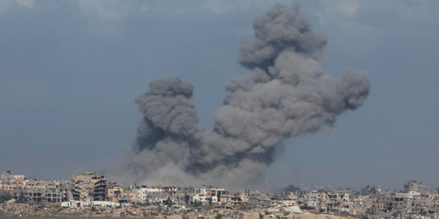 12:53 استشهاد 47 فلسطينيًا في بيت لاهيا والنصيرات وسط وشمال قطاع غزة - الخليج الان