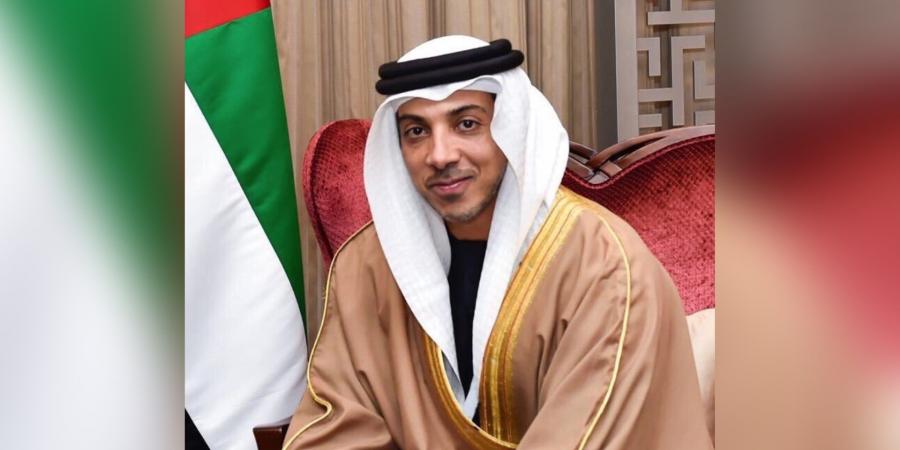 منصور بن زايد يصل الرياض للمشاركة في القمة العربية الإسلامية غير العادية - الخليج الان