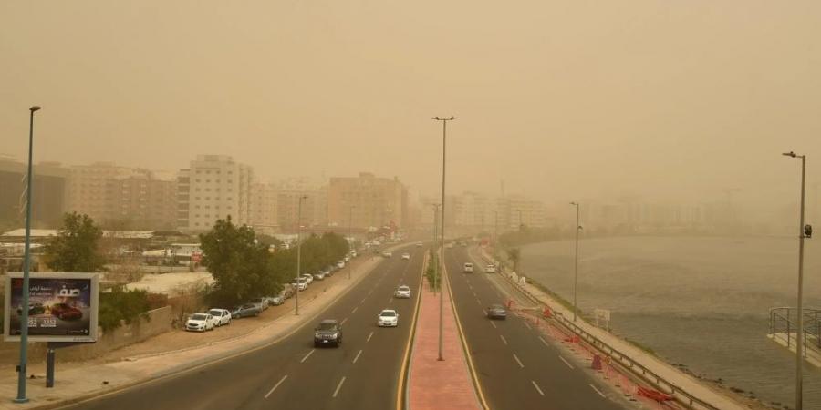 طقس الأحد.. أتربة مثارة على أجزاء من منطقة الرياض - الخليج الان