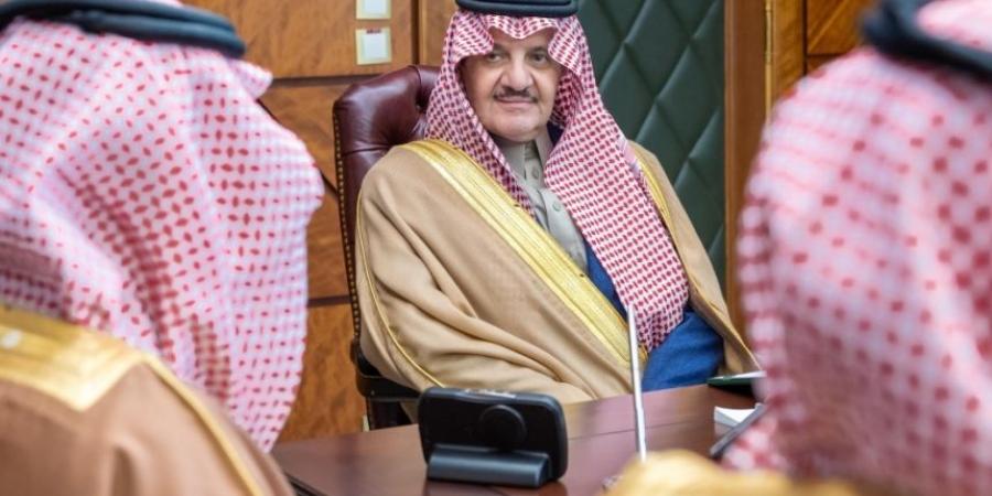 أمير الشرقية يطلع على أهم المشروعات المستقبلية لـ"الزكاة والضريبة" - الخليج الان