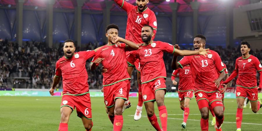 بـ10 لاعبين.. منتخب عمان يهزم السعودية ويتأهل إلى نهائي «خليجي 26» - الخليج الان